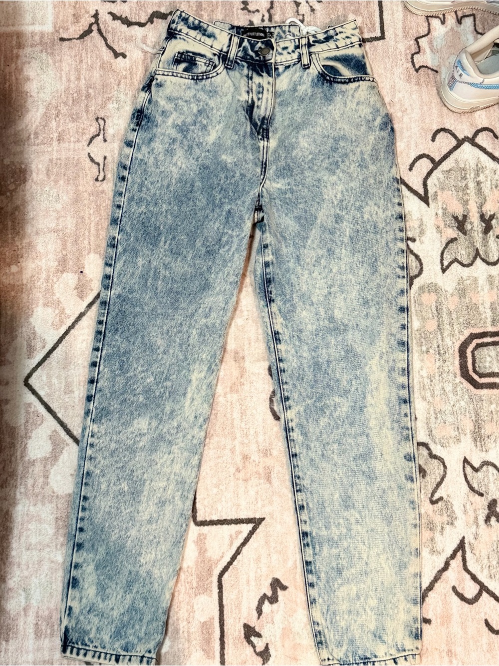 PrettyLittleThing Women’s Jeans with Tie Up Detail